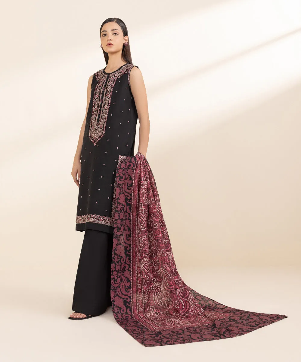 3 Piece - Embroidered Light Khaddar Suit