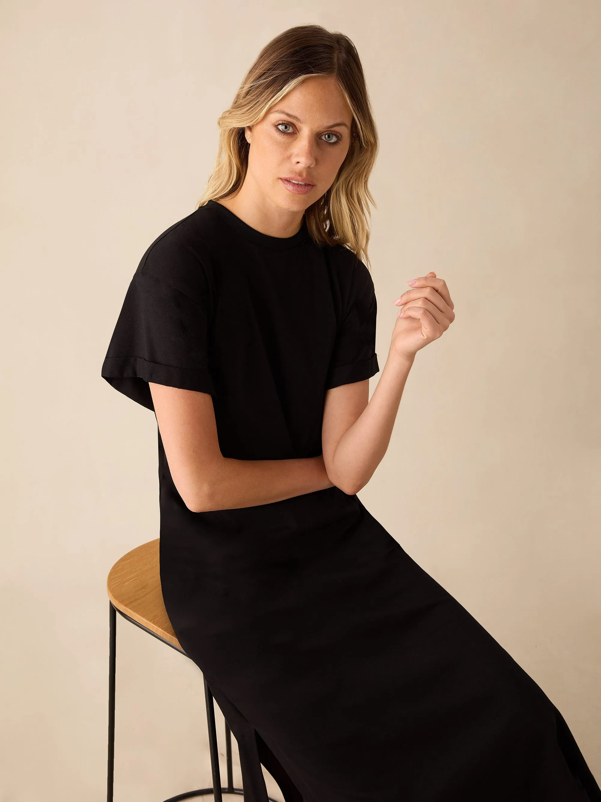 Black Jersey T-Shirt Midi Dress