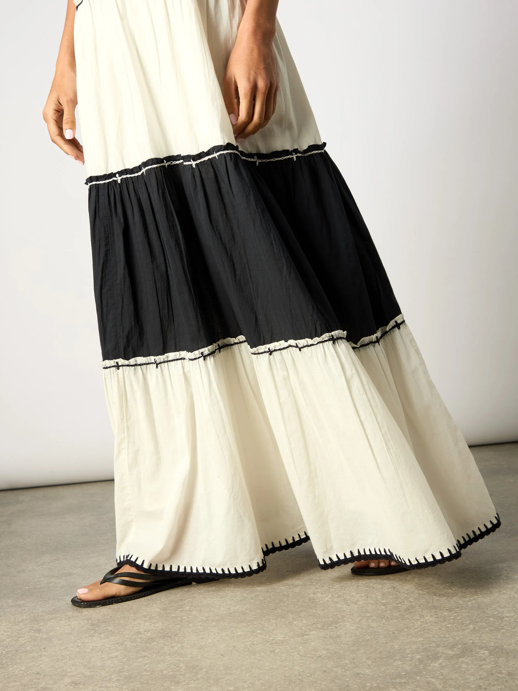 Mono Colourblock V-Neck Maxi Dress