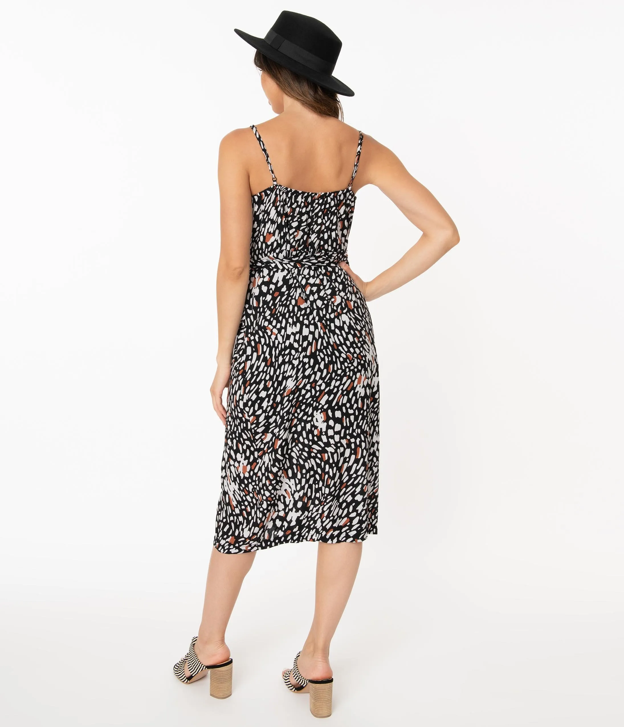 Retro Style Black & White Abstract Print Sarong Dress