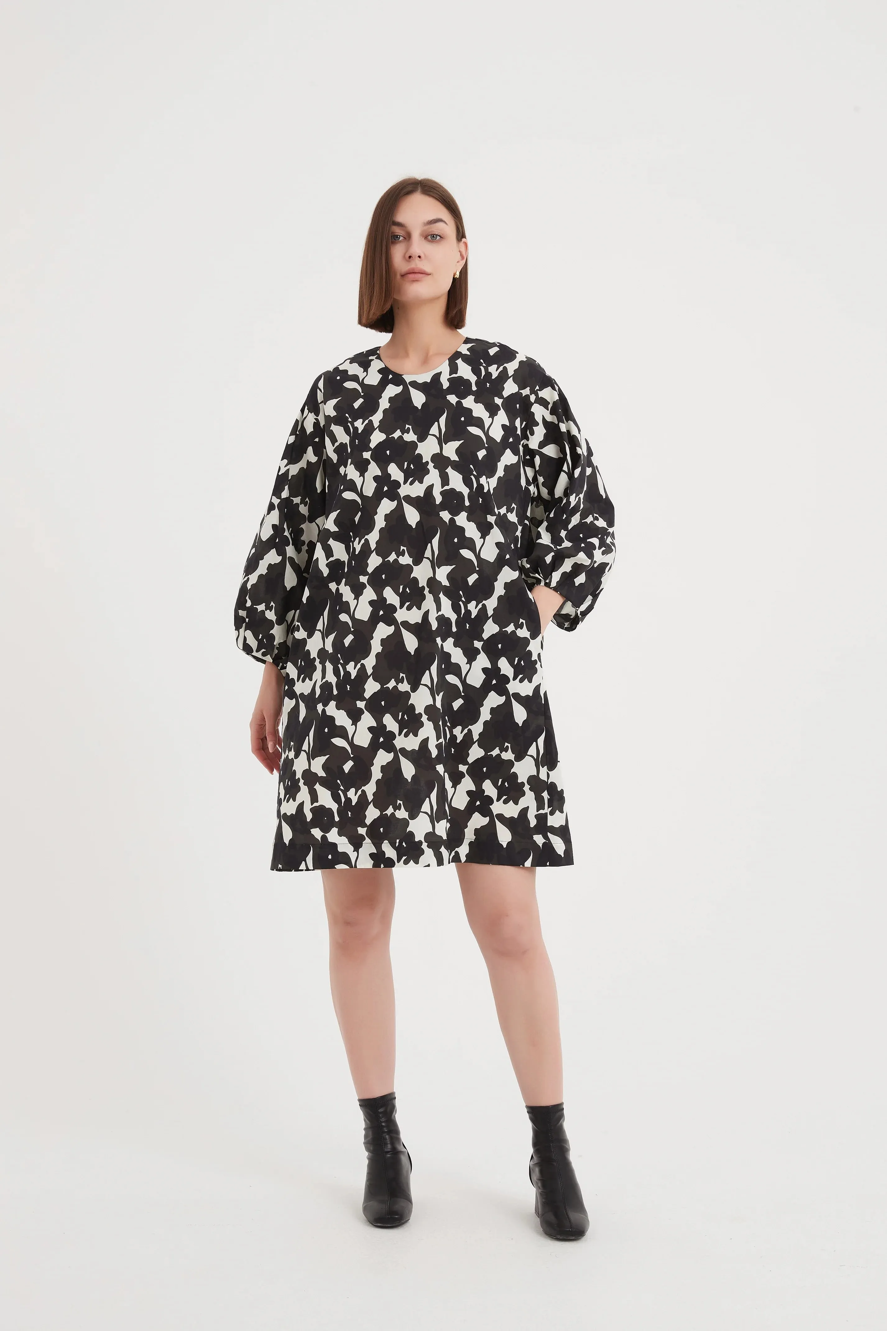 Tuck Cuff Oversized Dress - Black Floral